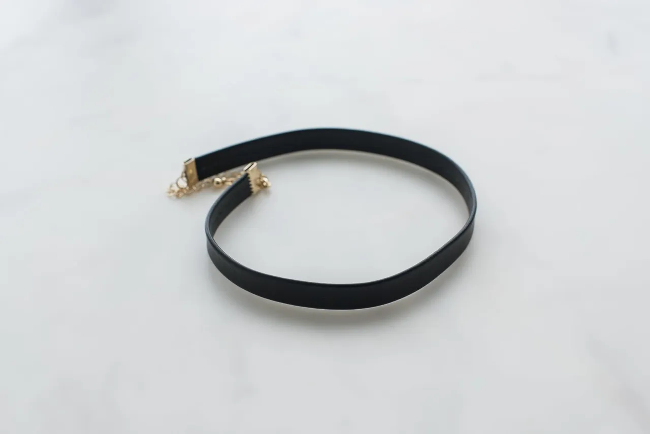 Deri Choker